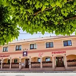 Corvin And Restaurant