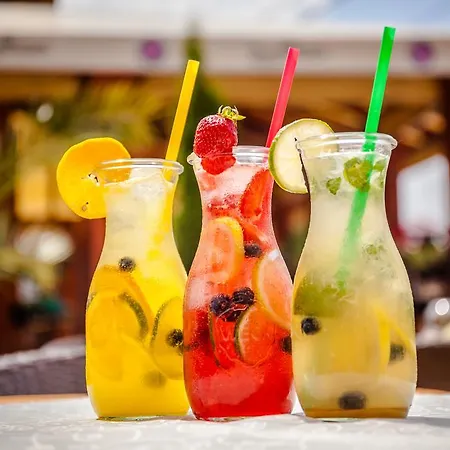 Corvin And Restaurant