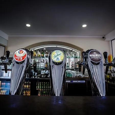 بيت ضيافة Corvin And Restaurant 3*