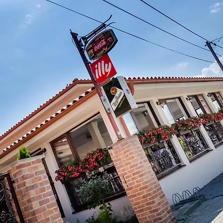 Corvin And Restaurant 3* Вельки-Медер
