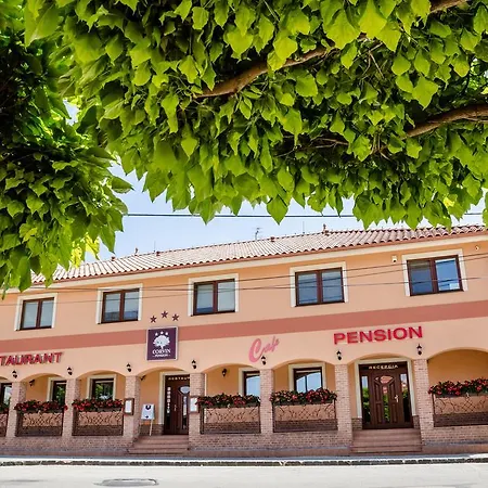 Corvin And Restaurant