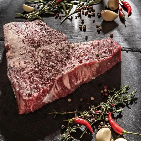 Corvin And Restaurant 3*