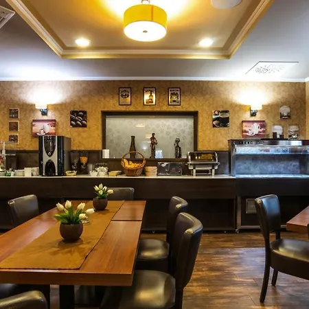 Corvin And Restaurant 3* Veľký Meder