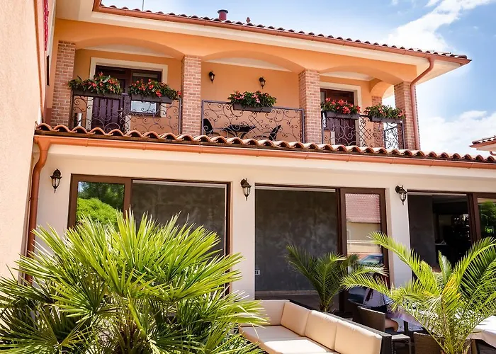 Corvin And Restaurant Veľký Meder