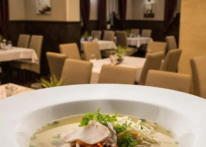 Corvin And Restaurant Гостевой дом